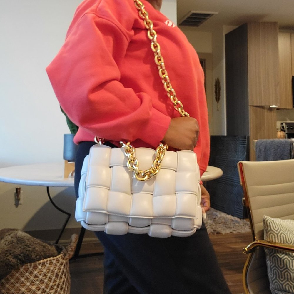 BOTTEGA CASETTE PURSE - EXCELLENT CONDITION! - Picture 8 of 8